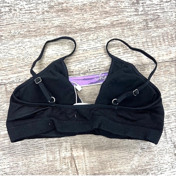Islay Black Padded Bralette - Picture 2 of 8